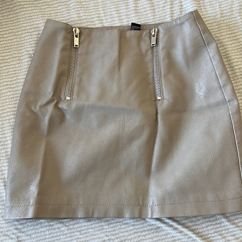 Leather skirt